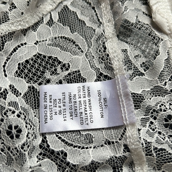 Lingerie Tops - small/medium (4 items) - Picture 9 of 14